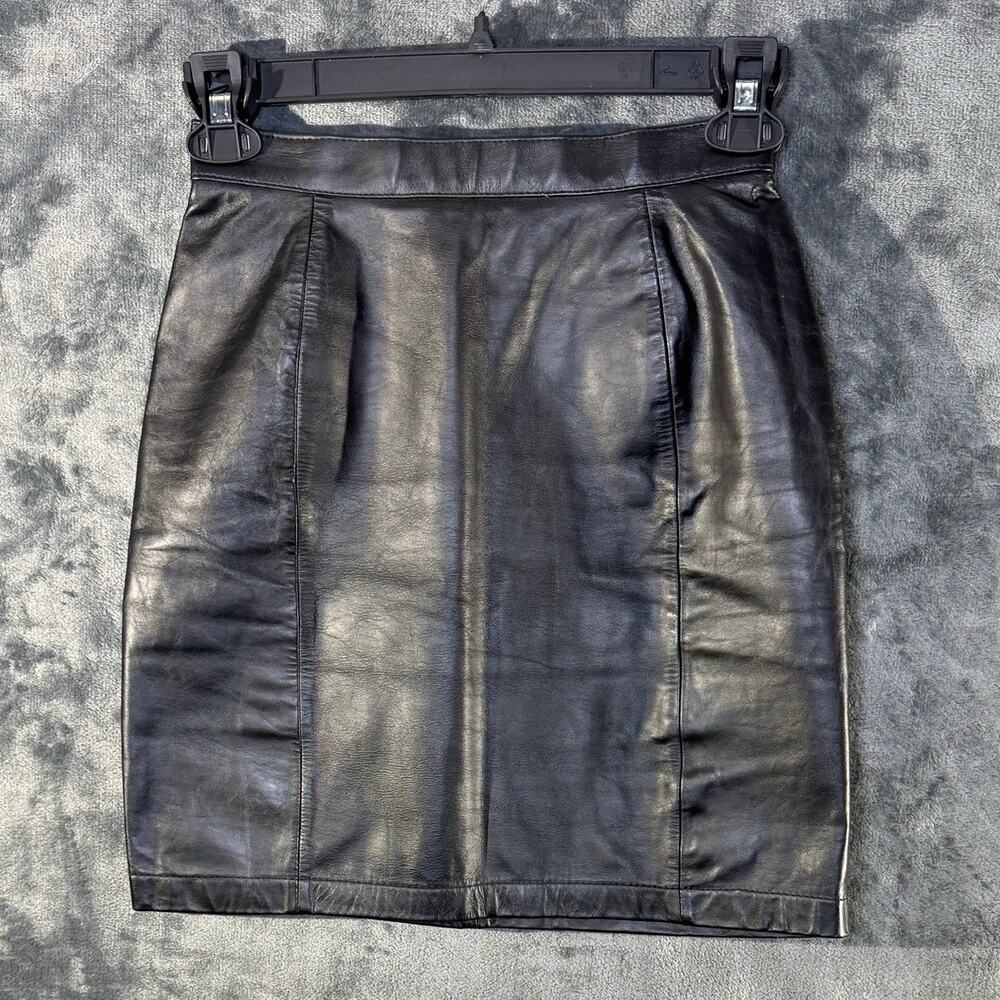 Wilsons Leather Pencil Skirt Black 90s Minimalist Grunge SZ 10 Modern Small 27